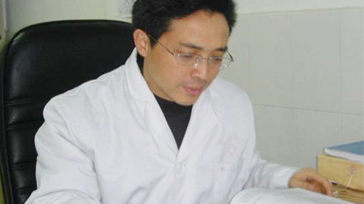 雅安仁康醫(yī)院院長崔建強(qiáng)：尋找理想與現(xiàn)實的結(jié)合點